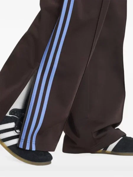 Fleece τρέξιμο πουλόβερ Adidas με κέντημα καφέ