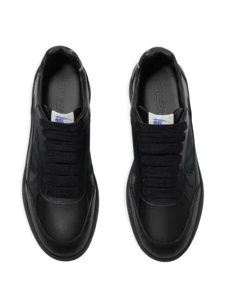 Sneakerși Burberry în carouri negru