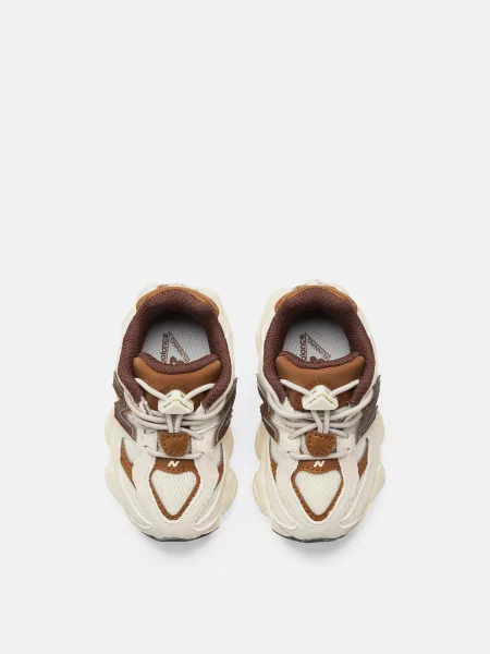 Дитячі кросівки New Balance 990 бежеві
