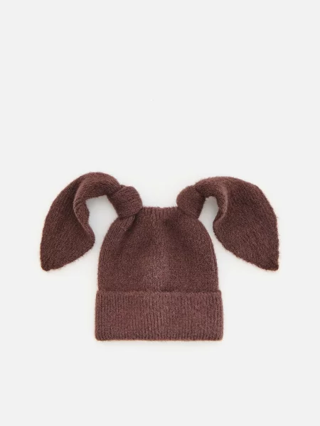 Reserved Beanie sapka fülekkel sötétbarna