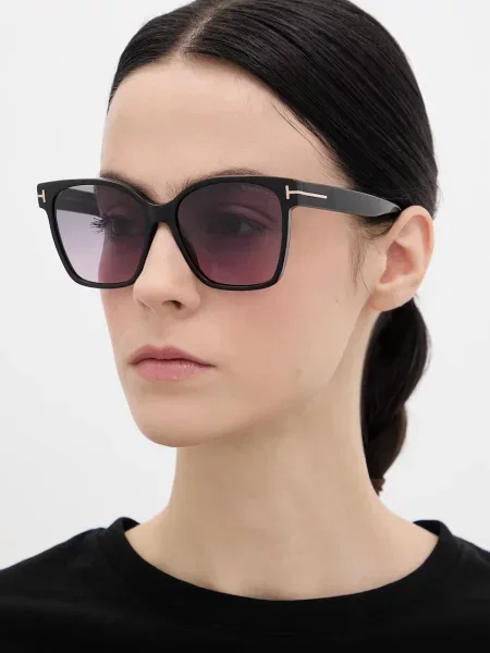 Slnečné okuliare Tom Ford Iris čierna