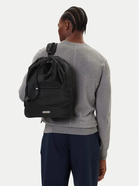 Calvin Klein Rucsac Sleek Drawstring Sling negru