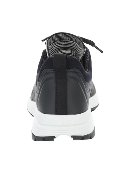 Sneakersy Uyn czarne