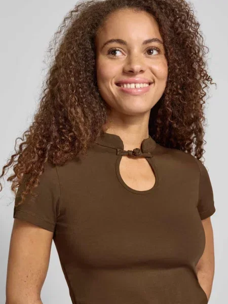 T-shirt o kroju slim fit ze stójką model GIGI' Jjxx