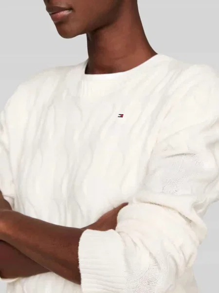 Sweter w kroju regular fit z czystej wełny Tommy Hilfiger biały