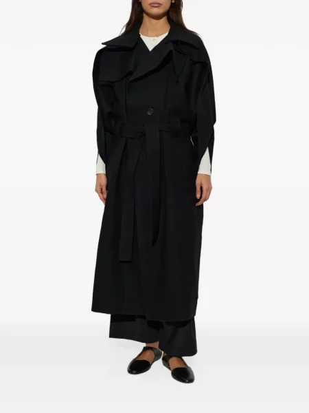 Cu centură palton Issey Miyake negru