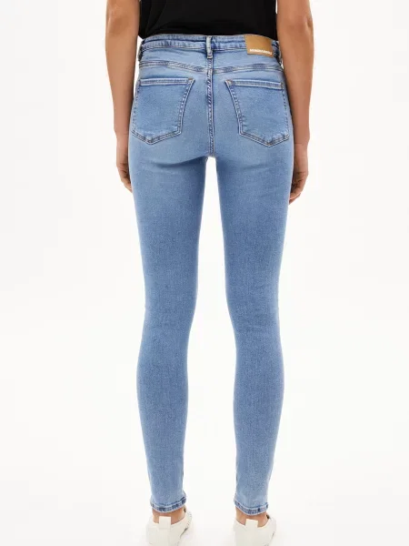 ARMEDANGELS Jeans Tillaa denim albastru