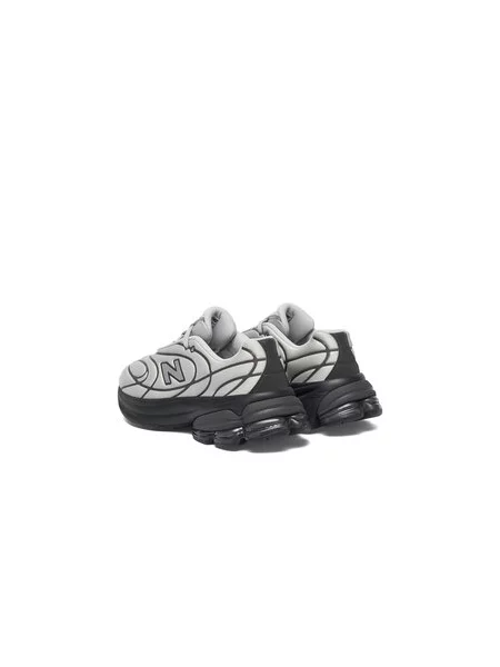 Sneakersy New Balance sivá