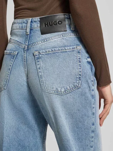 Jeansy z szerokimi nogawkami z mieszanki bawełny model Hugo