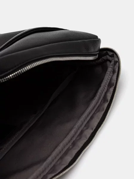 Calvin Klein Laptoptáskák fekete