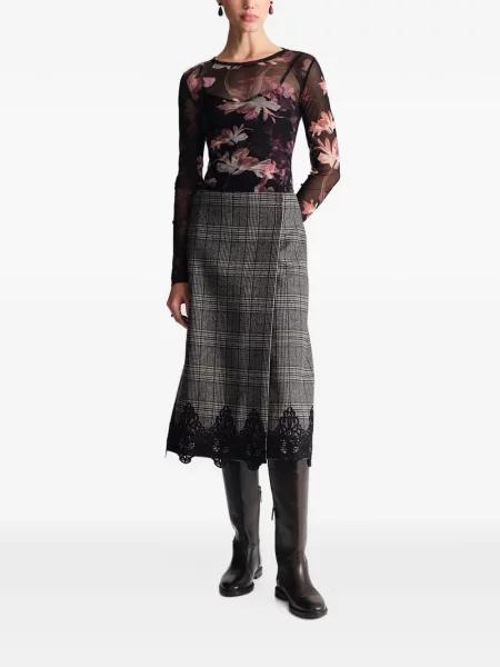Bluză Cara Cara cu model floral cu imagine negru