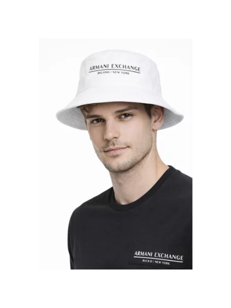 Kapelusz Armani Exchange biały