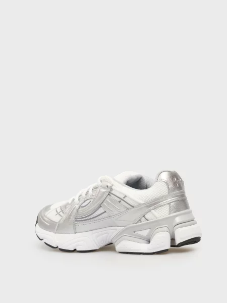 Кроссовки Under Armour белые