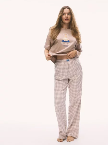 Reserved Pijama din două piese din cafeniu