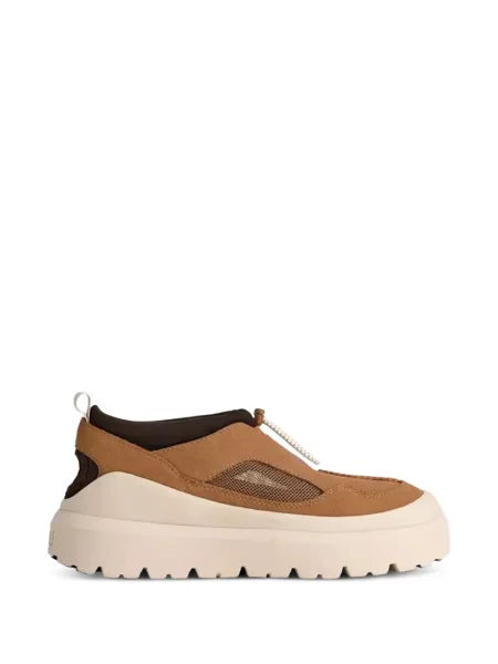 Sneakerși Ugg din piele de căprioară