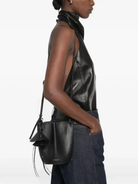 Kožená crossbody kabelka Givenchy s mašlí černá
