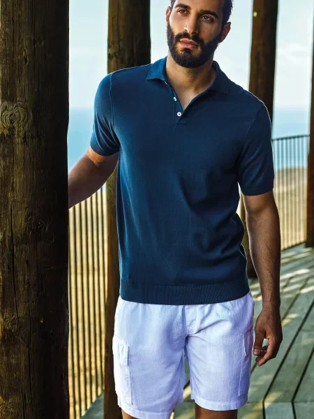 Однотонная футболка-поло для мужчин бежева