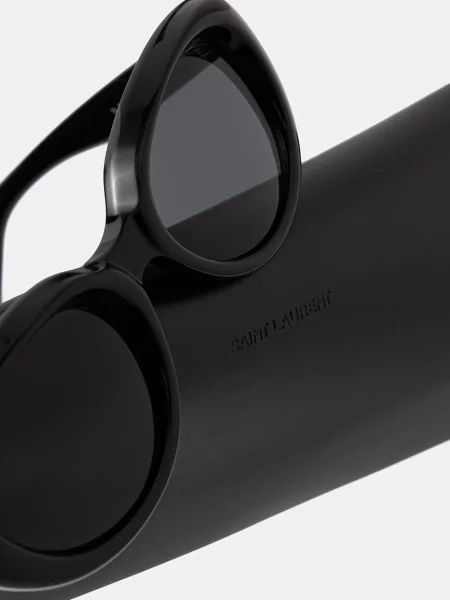 Солнцезащитные очки Saint Laurent