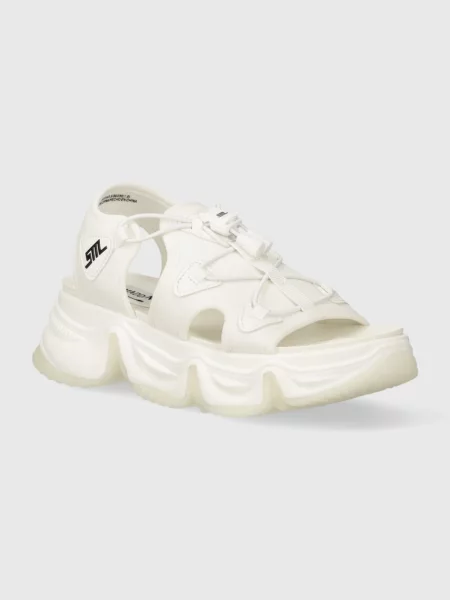 Сандали Steve Madden Chivalry с платформа бяло
