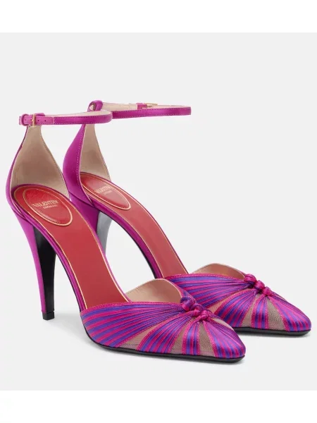 Pantofi cu toc Valentino Garavani din satin roz