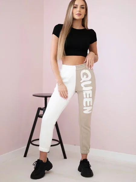 Pantaloni de trening Kesi cu inscripții alb