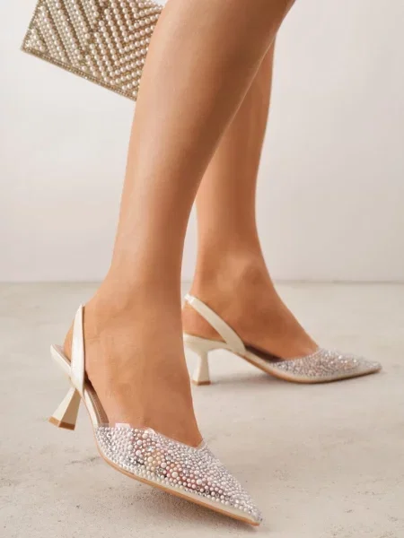 Pantofi cu Karenetia bej