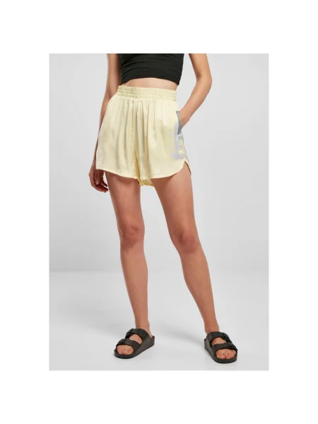 Pantaloni scurți Urban Classics din satin galben