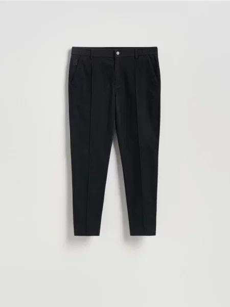 Reserved Spodnie jogger z zakładkami czarny