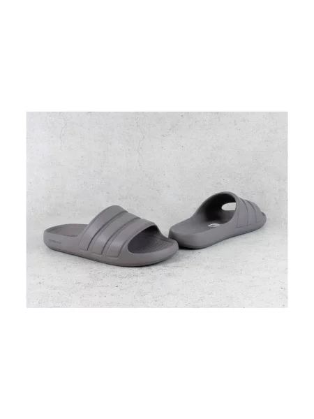 Natikače Adidas siva