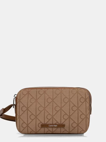 Calvin Klein Ročna torba Emblem Aop Jacquard Camera Bag Rjava bež