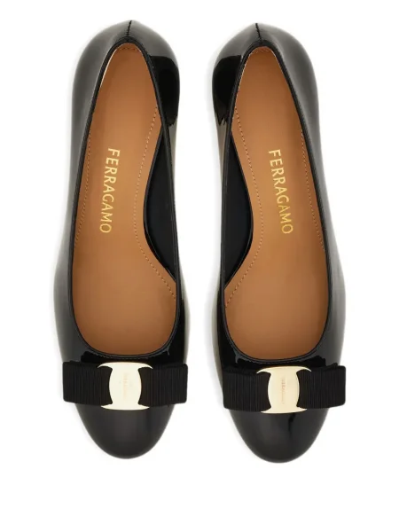 Pantofi cu toc Ferragamo cu funde negru