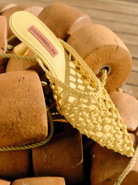 Klapki mules Simon Miller żółte