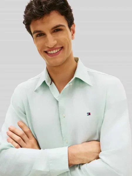 Koszula casualowa o kroju regular fit z mieszanki bawełny i lnu Tommy Hilfiger zielona
