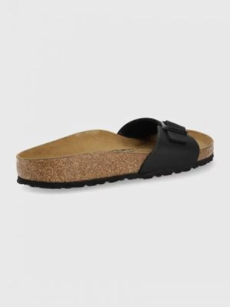 Klapki Birkenstock zamszowe wsuwane czarne