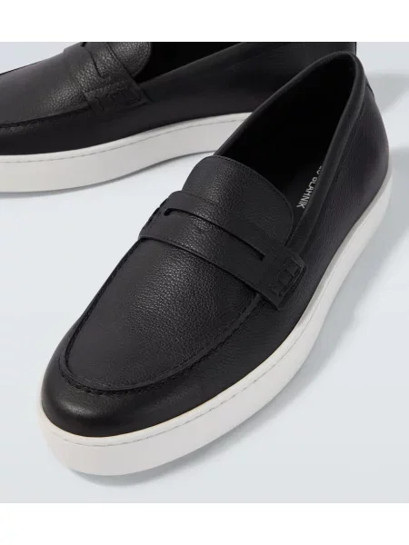 Pantofi loafer Manolo Blahnik din piele negru