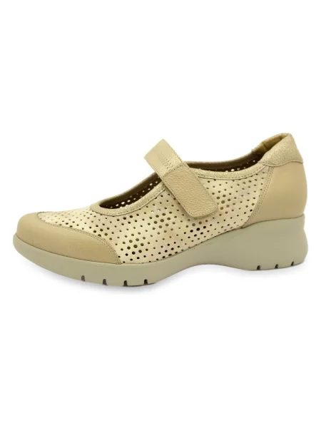 Pantofi Piesanto bej