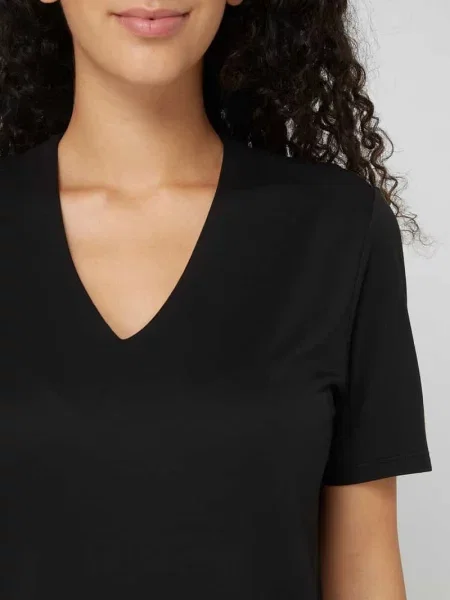 T-shirt z dekoltem w serek Free/quent czarna