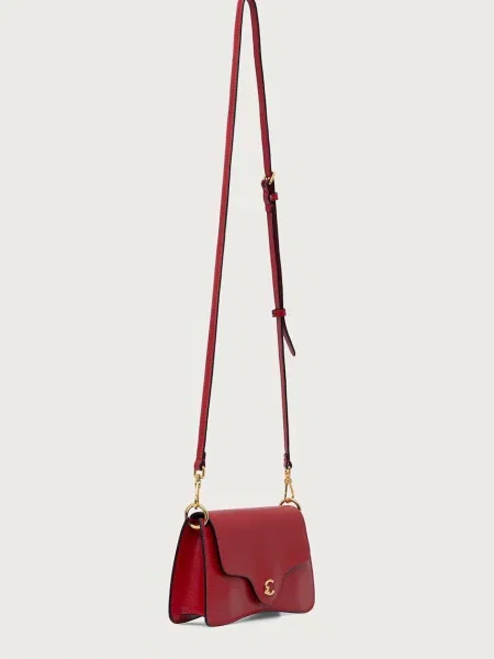 Coccinelle crossbody kabelka kožená červená