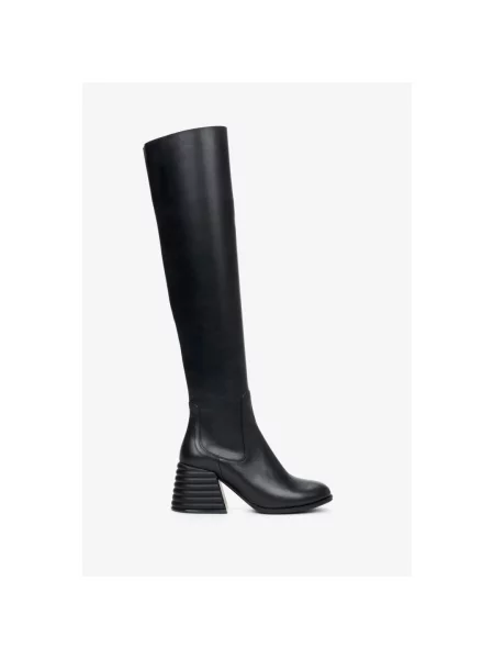 Стрейчевые ботфорты Estro черные