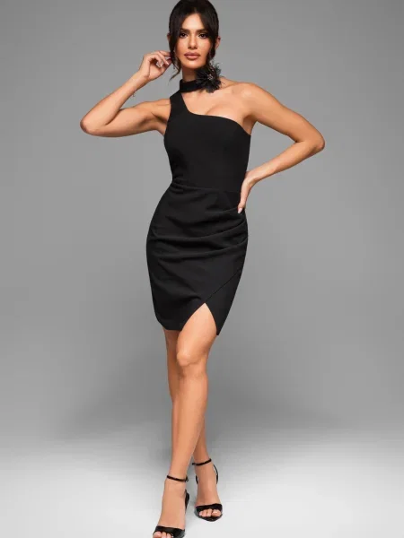 Rochie de seară Edoti de costum negru