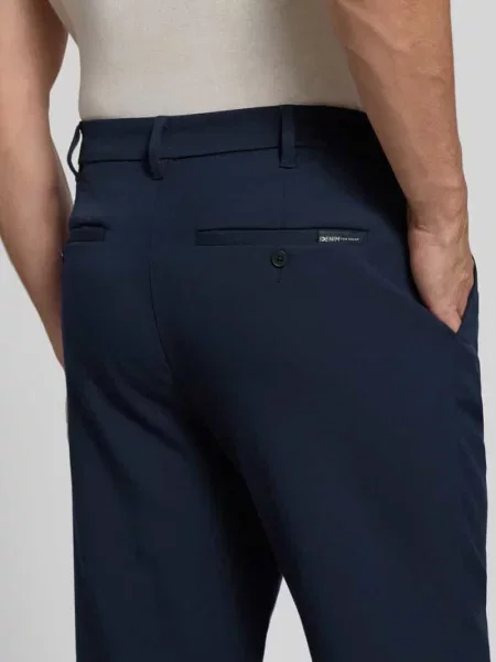 Chinosy o luźnym kroju z dodatkiem Tom Tailor Denim granatowe