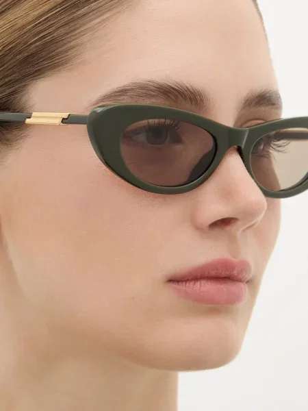 Bottega Veneta cat eyes napszemüveg női zöld