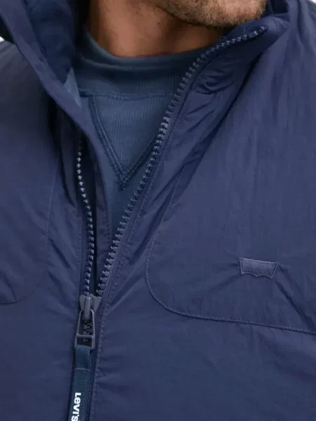 Blugi drepți Levi's® zdrențuiți negru