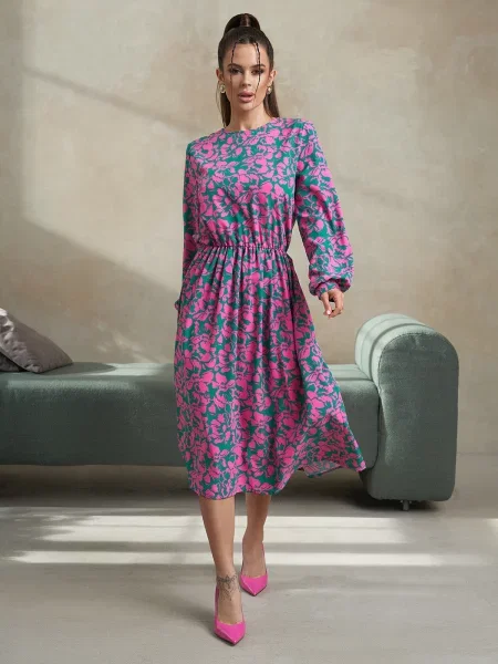 ISSA Plus Сукня міді зелений