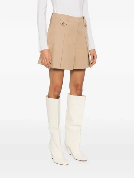 Pantaloni scurți Maje plisate