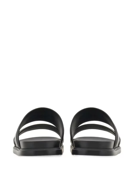 Papucs Ferragamo fekete
