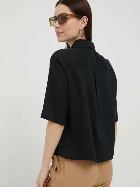 Plátěná košile United Colors of Benetton relaxed s klasickým límcem černá