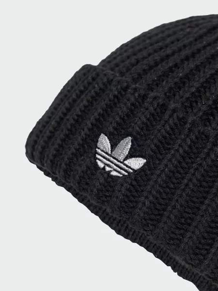 Шапка Adidas черная