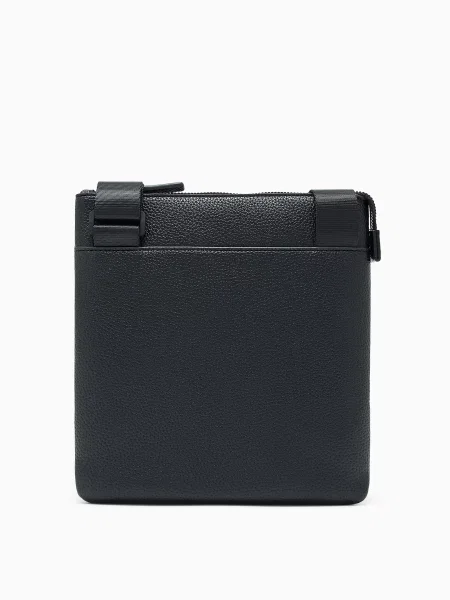 Armani Exchange Мессенджер чорний