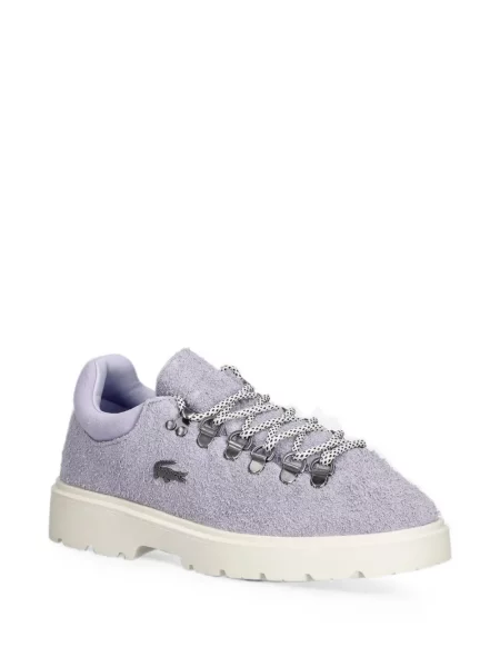 Sneakerși Lacoste din piele de căprioară cu autograf violet